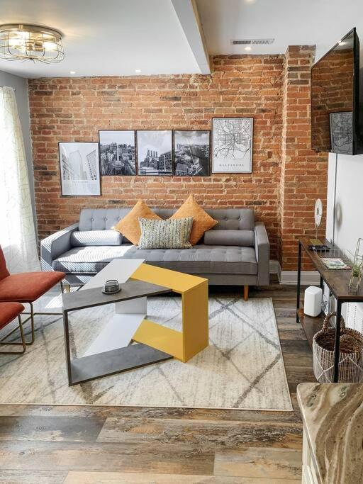 Cozy Modern Apt In The Heart Of Fells Point! Baltimore Extérieur photo